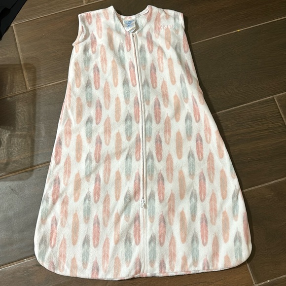 Halo Safe Dreams Sleeveless Wearable Blanket Pink Feathers Fleece Medium 6-12M - Picture 1 of 6